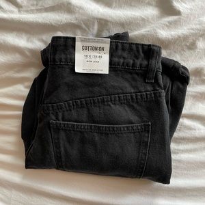Cotton On Women’s Mom Jeans Size 6 Black